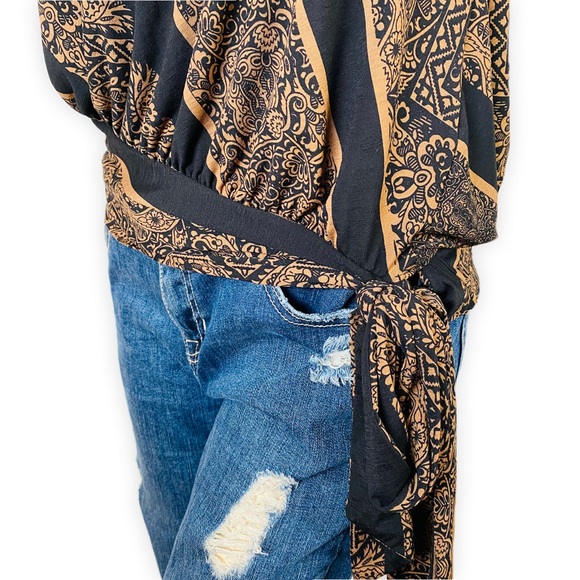 Women's Tube Top with Bottom Bow/Tie •Size Small - Picture 5 of 8